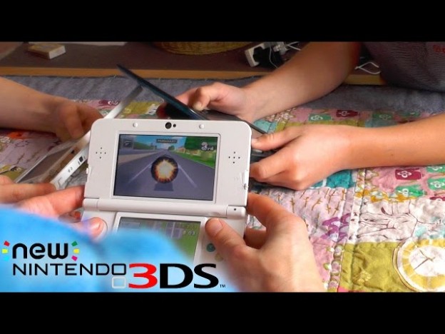 Nintendo 3DS Top Features/w Mega Yarn Yoshi Bonus (Part 3)
