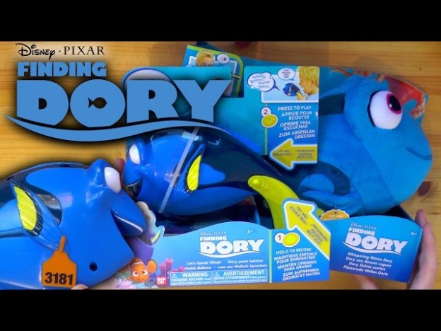 Finding Dory – Toys Whispering Waves Dory & Let’s Speak Whale (Disney / Bandai)